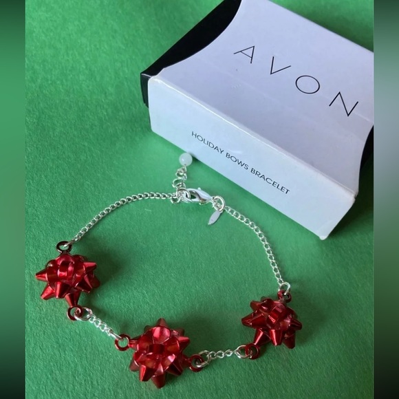Avon Holiday Bows Bracelet - Picture 1 of 3